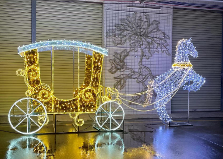 Fancy Carriage Ride LED Christmas Display