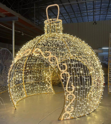 Bright White Walkthrough Bulb LED Christmas Display