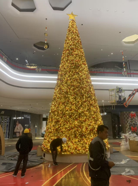 White Light Tree LED Display